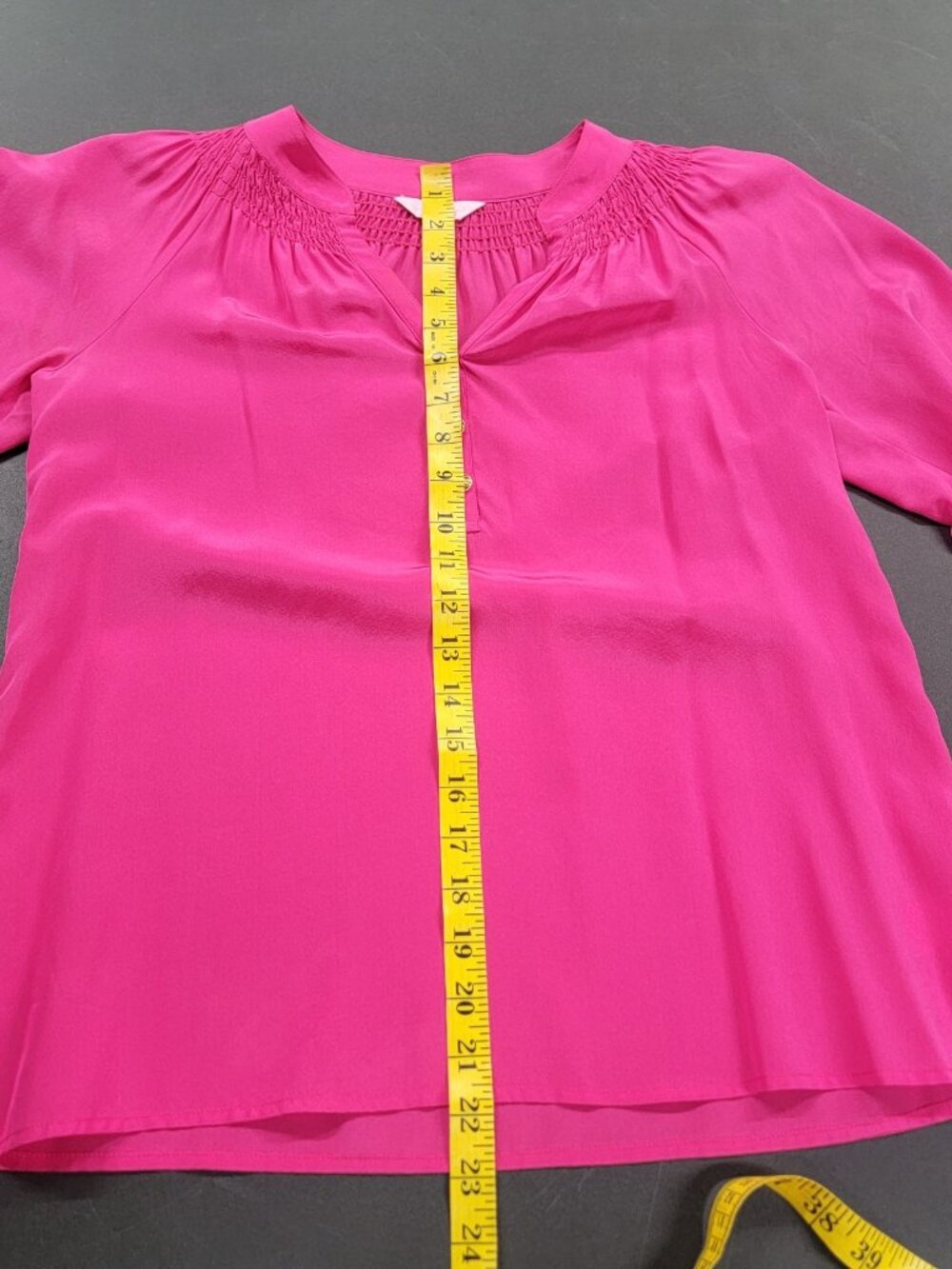 Lilly Pulitzer Pink Solid Elsa Top 100% silk long sleeve hot pink blouse XS - Picture 8 of 8
